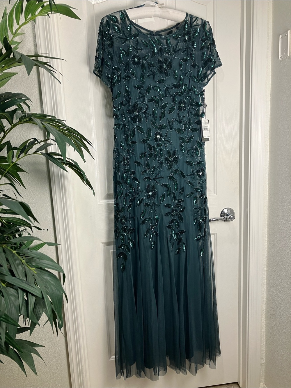 ADRIANNA PAPELL Hand Beaded Short Sleeve Floral Godet Gown, 14, Dusty Emerald